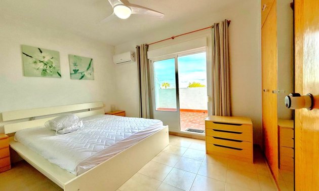 Resale - Townhouse -
Orihuela Costa - Villamartín