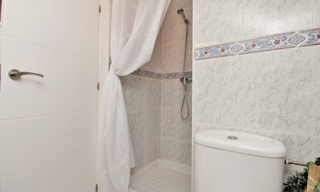 Reventa - Detached Villa -
Villamartín - Villamartin