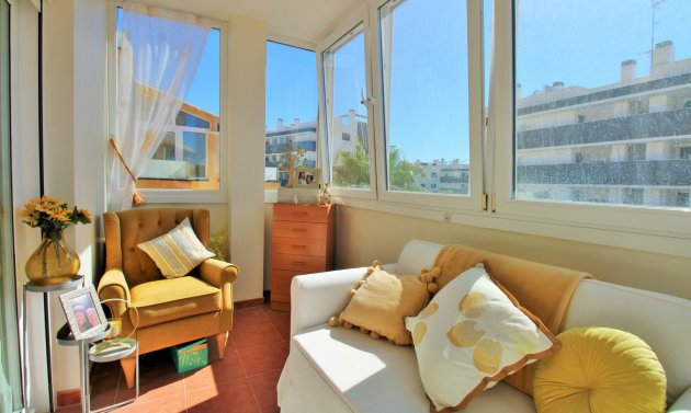 Reventa - Detached Villa -
Villamartín - Villamartin