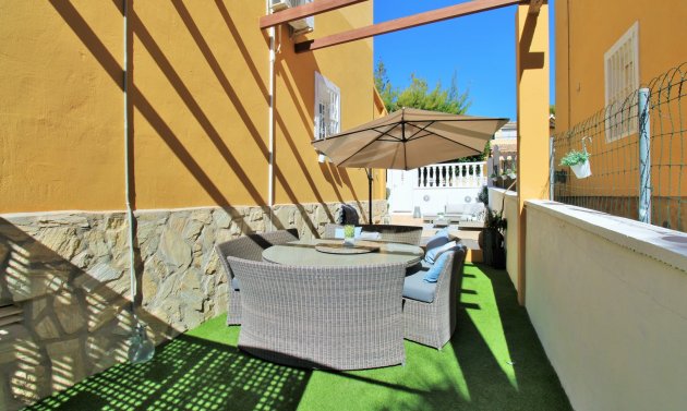 Reventa - Detached Villa -
Villamartín - Villamartin