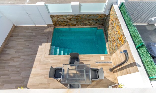 Obra nueva - Adosado -
San Pedro del Pinatar - Polideportivo