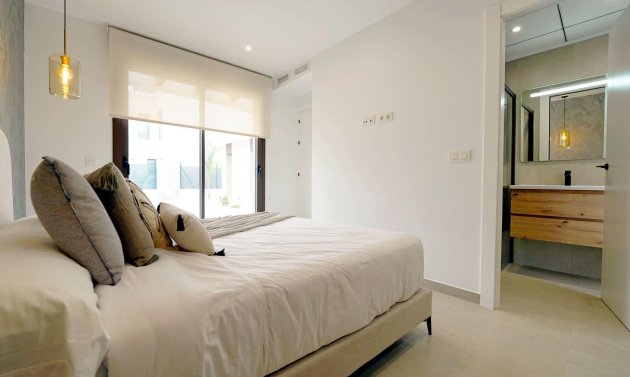 Neue Gebäude - Stadthaus -
Almoradí - Las Heredades