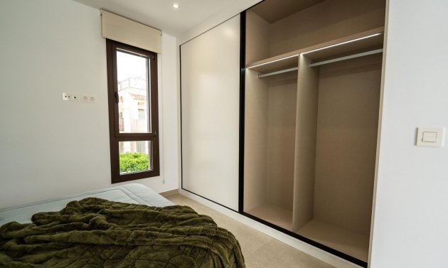 Neue Gebäude - Stadthaus -
Almoradí - Las Heredades