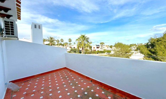 Resale - Townhouse -
Orihuela Costa - Villamartín