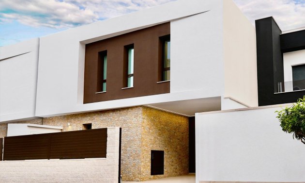 Neue Gebäude - Stadthaus -
Almoradí - Las Heredades