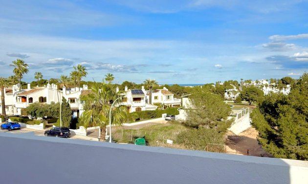 Resale - Townhouse -
Orihuela Costa - Villamartín