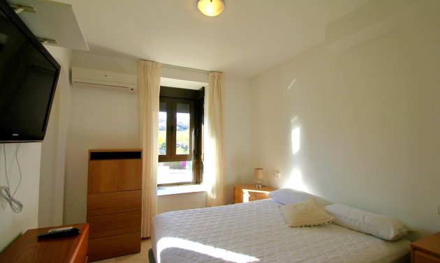 Resale - Apartment -
Orihuela Costa