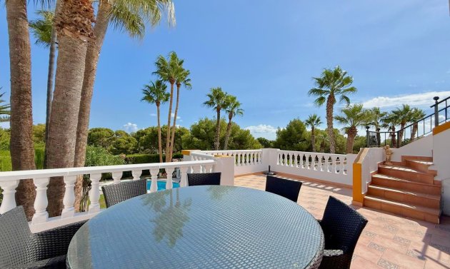 Long Term Rental - Detached Villa -
Villamartín - Villamartin