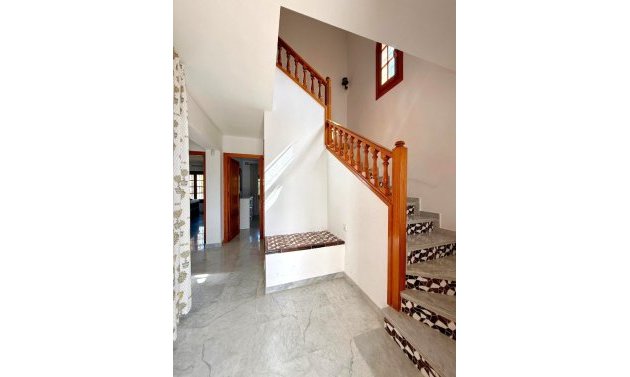 Long Term Rental - Detached Villa -
Villamartín - Villamartin