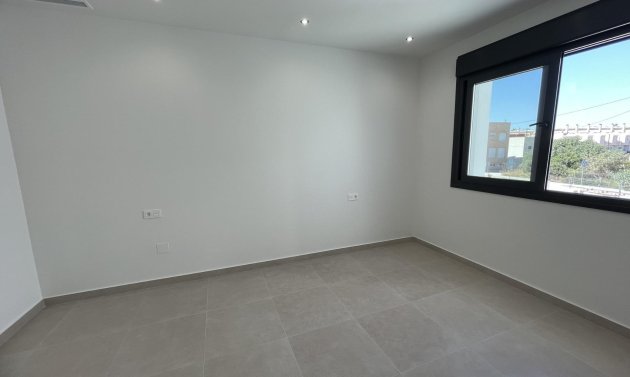 Obra nueva - Detached Villa -
Almoradí - Heredades