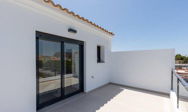 Obra nueva - Adosado -
Rafal - pueblo