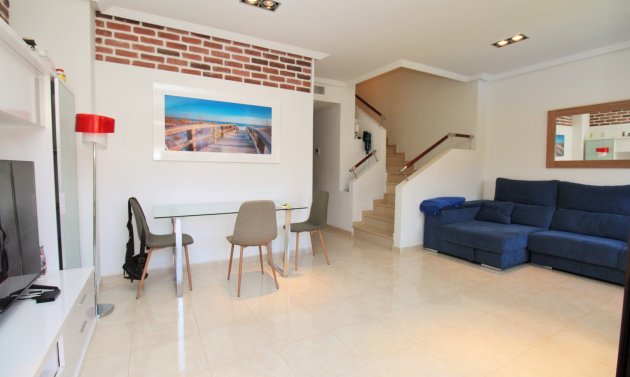 Resale - Apartment -
Cabo Roig