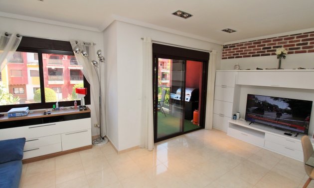 Resale - Apartment -
Cabo Roig