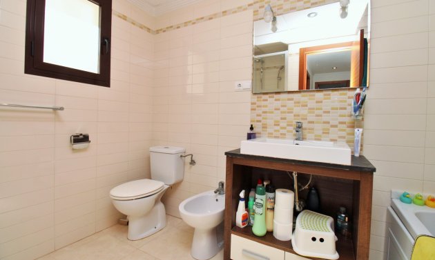 Resale - Apartment -
Cabo Roig