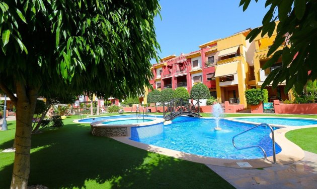 Resale - Apartment -
Cabo Roig