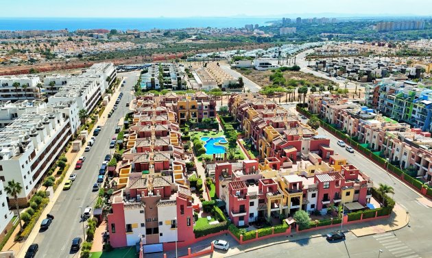 Resale - Apartment -
Cabo Roig