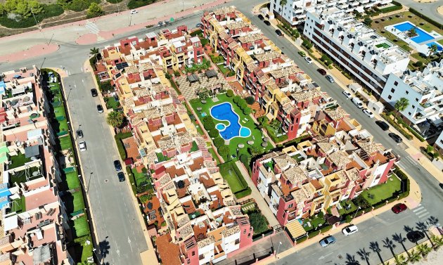 Resale - Apartment -
Cabo Roig