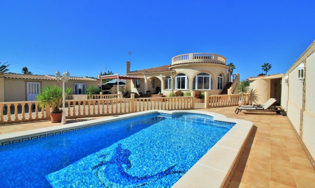 Reventa - Detached Villa -
Torrevieja - La Siesta