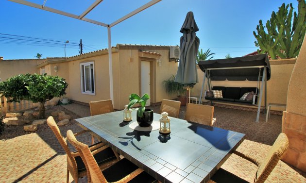 Reventa - Detached Villa -
Torrevieja - La Siesta