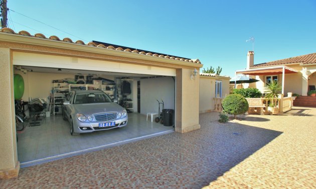 Reventa - Detached Villa -
Torrevieja - La Siesta