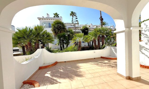 Wiederverkauf - Stadthaus -
Villamartín - Villamartin