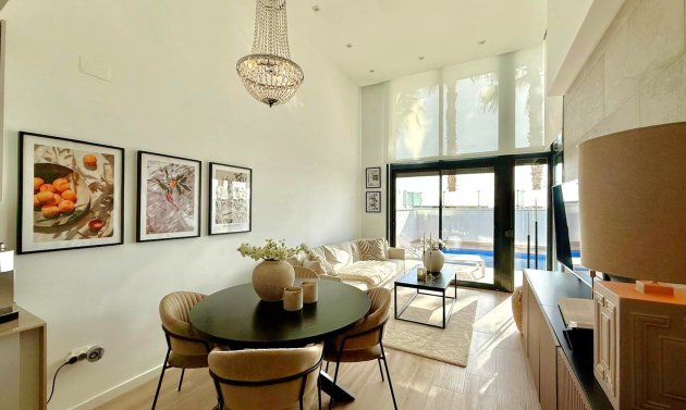 Återförsäljning - Detached Villa -
Orihuela Costa - Lomas de Cabo Roig