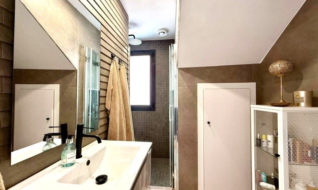 Återförsäljning - Detached Villa -
Orihuela Costa - Lomas de Cabo Roig