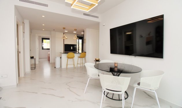 Wiederverkauf - Wohnung -
San Miguel de Salinas