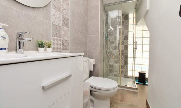 Reventa - Adosado -
Villamartín - Villamartin