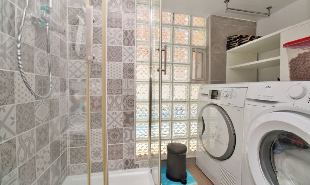 Reventa - Adosado -
Villamartín - Villamartin