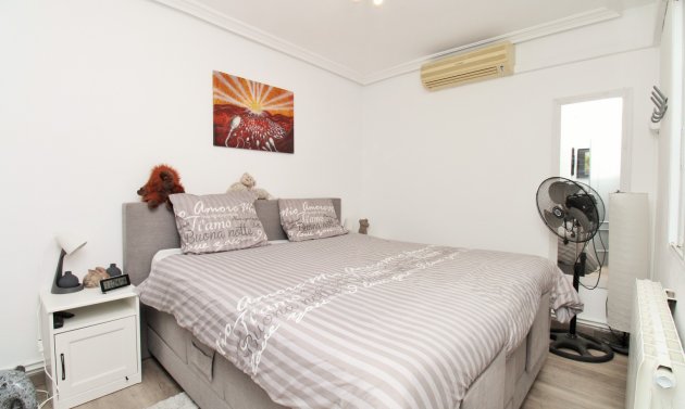 Reventa - Adosado -
Villamartín - Villamartin