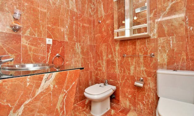 Resale - Apartment -
Las Ramblas