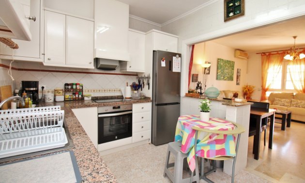 Wiederverkauf - Wohnung -
Playa Flamenca