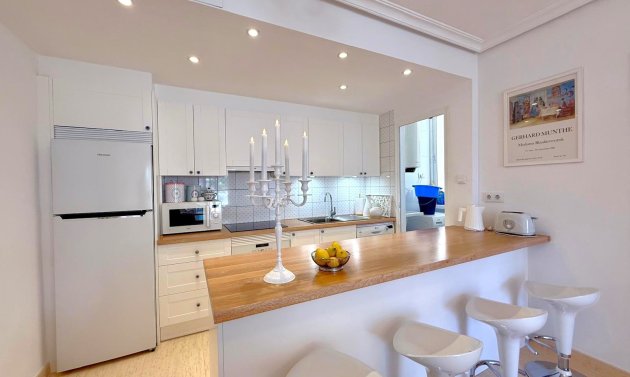 Återförsäljning - Takvåning -
Orihuela Costa - Playa Flamenca