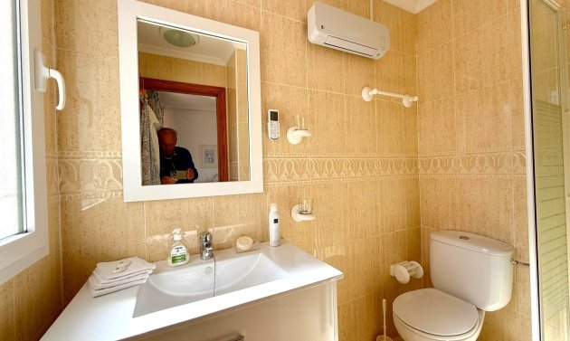 Återförsäljning - Takvåning -
Orihuela Costa - Playa Flamenca