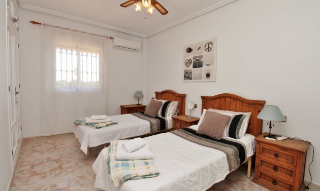 Wiederverkauf - Villa -
Playa Flamenca