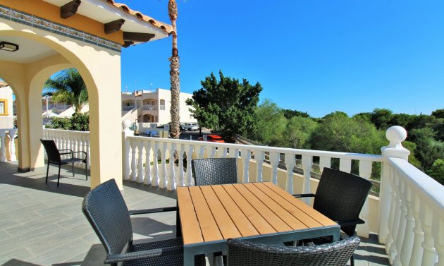 Wiederverkauf - Villa -
Playa Flamenca