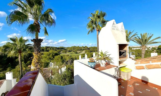 Resale - Detached Villa -
Villamartín - Villamartin