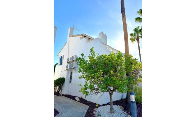 Resale - Detached Villa -
Villamartín - Villamartin