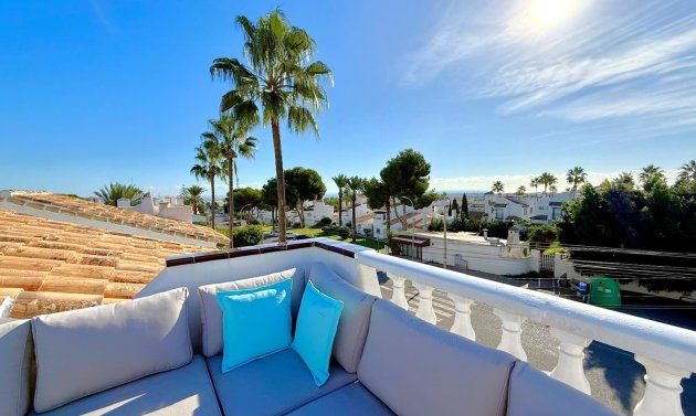 Resale - Detached Villa -
Villamartín - Villamartin