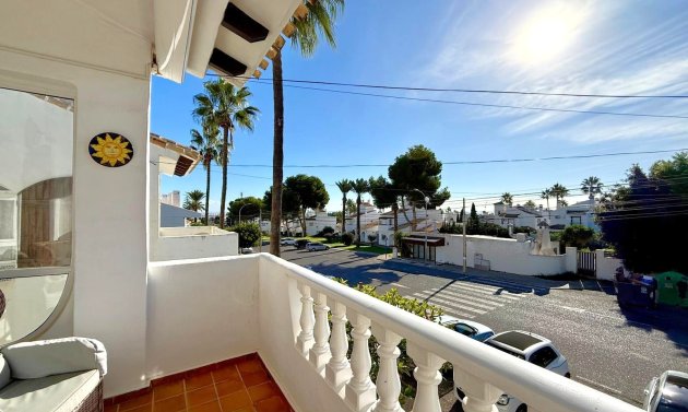 Resale - Detached Villa -
Villamartín - Villamartin