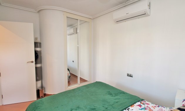 Återförsäljning - Detached Villa -
Villamartín - Los Dolses