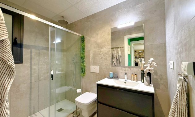 Reventa - Ático -
Orihuela Costa - Los Altos