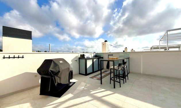 Reventa - Ático -
Orihuela Costa - Los Altos