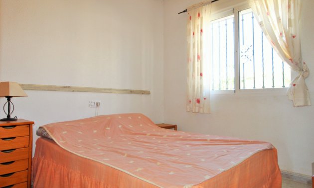 Resale - Townhouse -
Villamartín - Villamartin