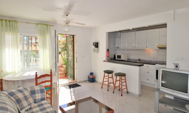 Resale - Townhouse -
Villamartín - Villamartin