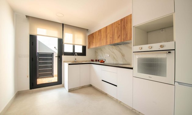 Nybyggnation - Bungalow -
Cox - San Fernando