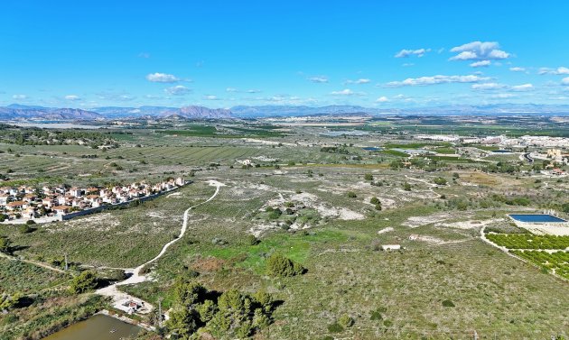 Resale - Plot -
San Miguel de Salinas