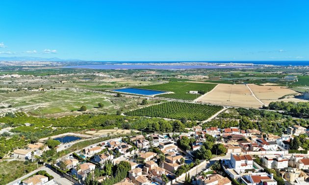 Resale - Plot -
San Miguel de Salinas