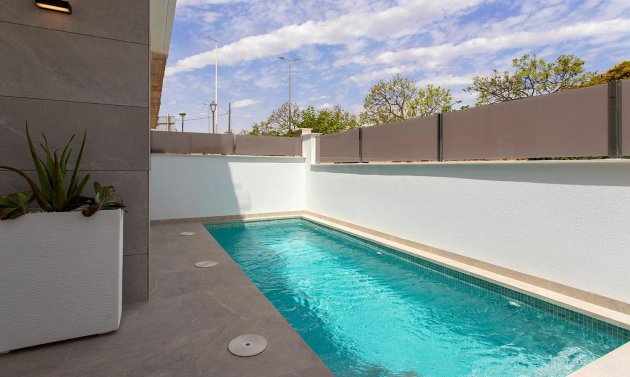 Neue Gebäude - Villa -
Sucina